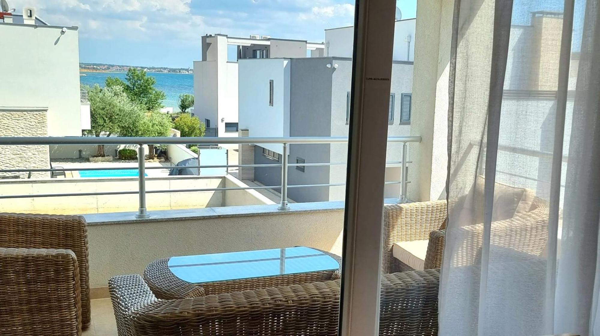 Apartments Le Mare - Pool, Sandstrand, Meerblick, W-Lan, Grill Privlaka  Exterior foto